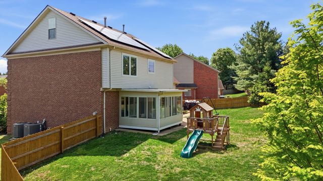 2233 Wilmington Lane, Lexington, KY 40513