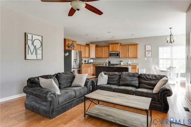 5005 Kelly Jane Ct, Sandston, VA 23150