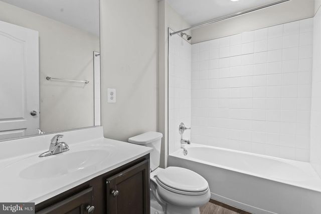 4963 VISTA GREEN LN, Lanham, MD 20706
