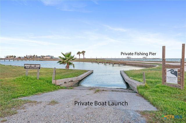 2003 N Fulton Beach Road 77, Rockport, TX 78382