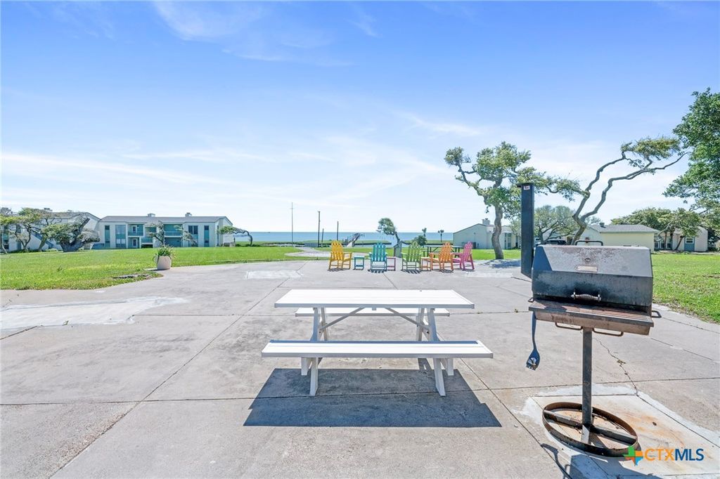 Image 33 of property listing at 2003 N Fulton Beach Road 77, Rockport, TX 78382