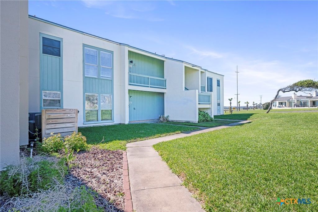Image 5 of property listing at 2003 N Fulton Beach Road 77, Rockport, TX 78382