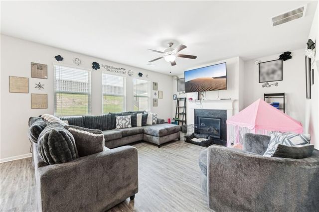 366 Lead Way, Jonesboro, GA 30238