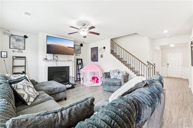 366 Lead Way, Jonesboro, GA 30238