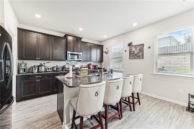 366 Lead Way, Jonesboro, GA 30238