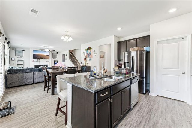 366 Lead Way, Jonesboro, GA 30238