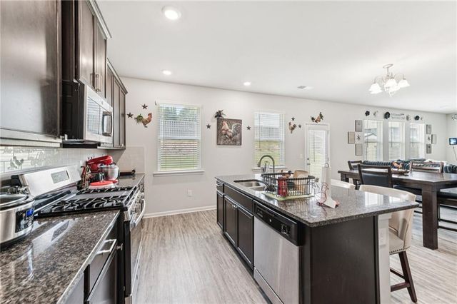 366 Lead Way, Jonesboro, GA 30238