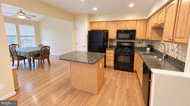 410 TERRACE DR, Quakertown, PA 18951