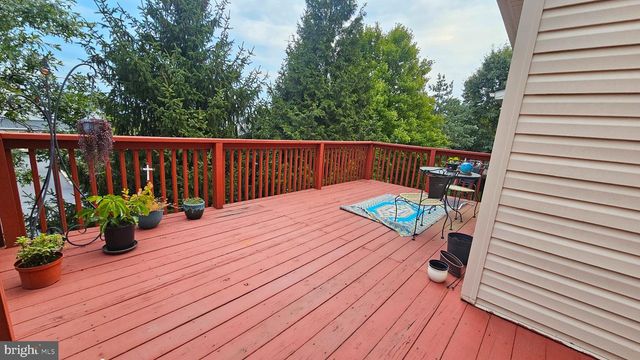 410 TERRACE DR, Quakertown, PA 18951