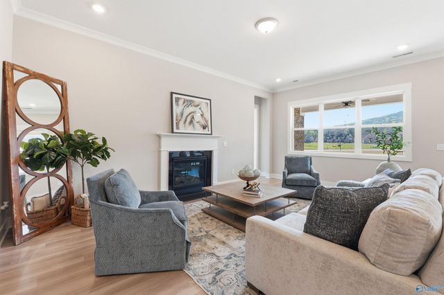 7510 Speckle Belly Boulevard, Owens Cross Roads, AL 35763