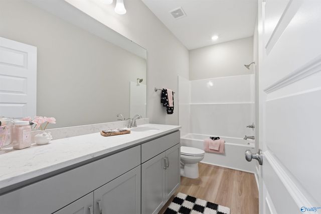 7510 Speckle Belly Boulevard, Owens Cross Roads, AL 35763