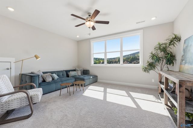 7510 Speckle Belly Boulevard, Owens Cross Roads, AL 35763