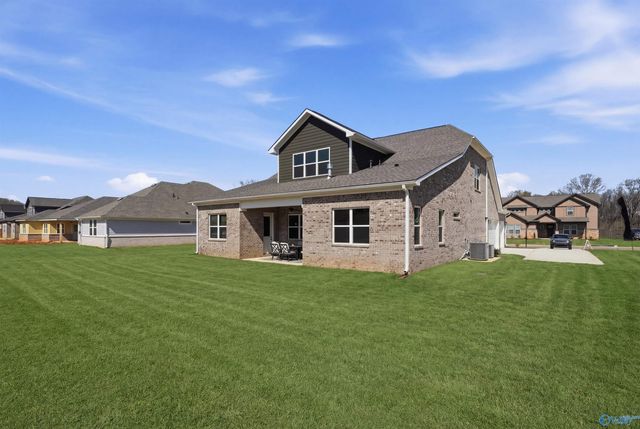 7510 Speckle Belly Boulevard, Owens Cross Roads, AL 35763