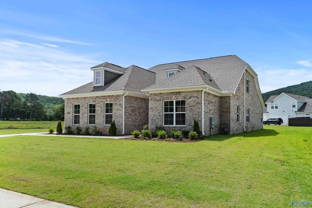 7510 Speckle Belly Boulevard, Owens Cross Roads, AL 35763