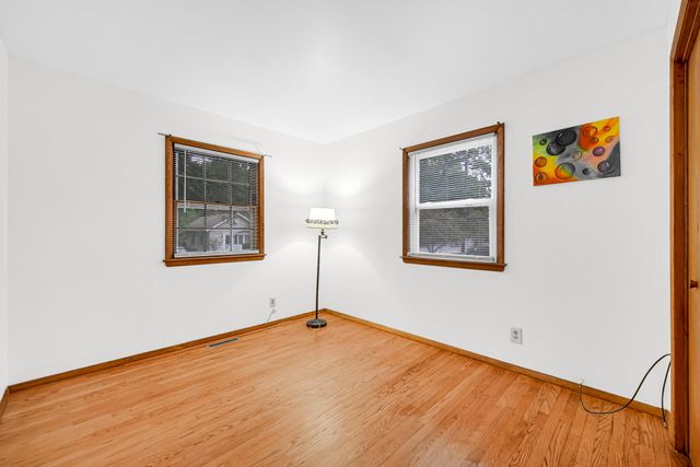 2321 Greenwood Avenue, Michigan City, IN 46360