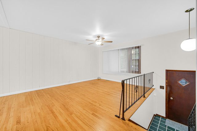 2321 Greenwood Avenue, Michigan City, IN 46360