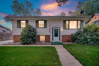 2321 Greenwood Avenue, Michigan City, IN 46360