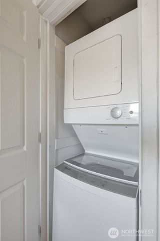 1709 N 35th Street, Seattle, WA 98103