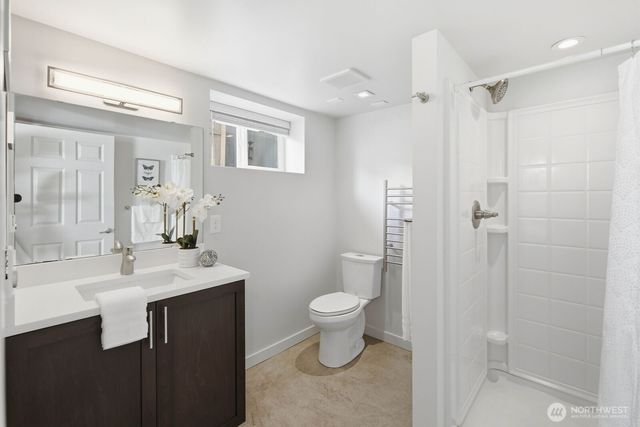 1709 N 35th Street, Seattle, WA 98103