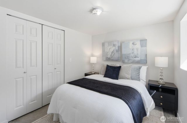 1709 N 35th Street, Seattle, WA 98103