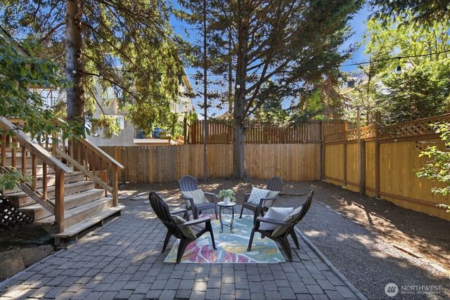 1709 N 35th Street, Seattle, WA 98103