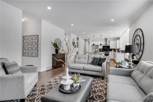 4 Streamsong Court, Amherst, NY 14051