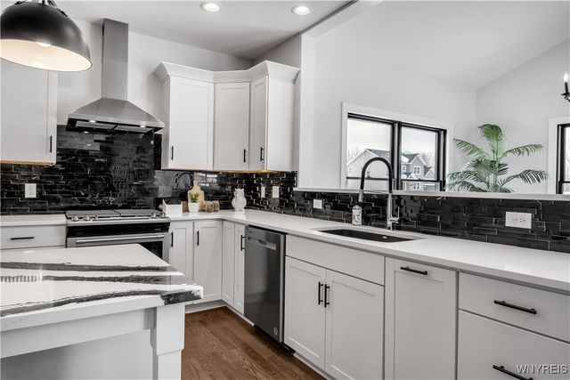 4 Streamsong Court, Amherst, NY 14051