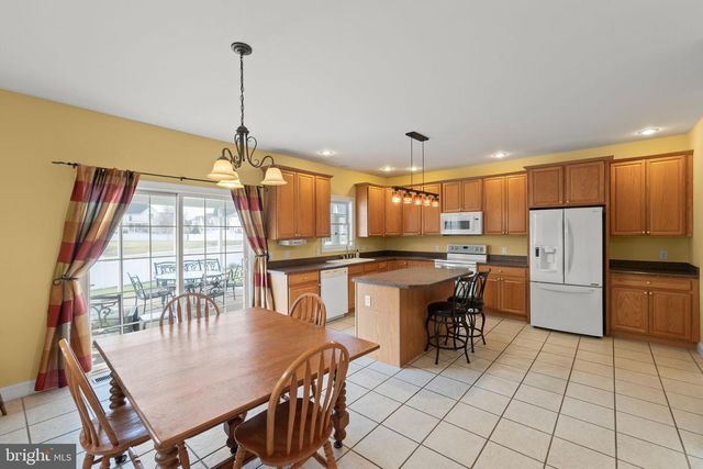 151 DARBY DR, Winchester, VA 22602