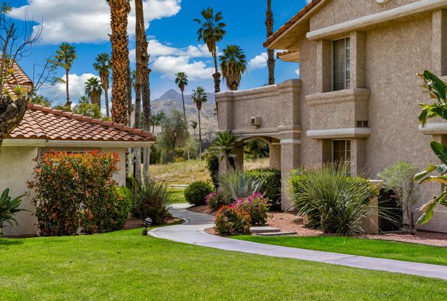 500 S Farrell Drive H49, Palm Springs, CA 92264