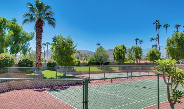 500 S Farrell Drive H49, Palm Springs, CA 92264