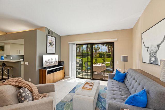 500 S Farrell Drive H49, Palm Springs, CA 92264