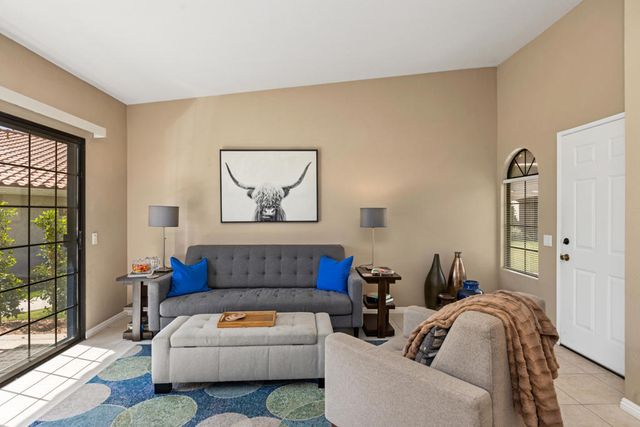 500 S Farrell Drive H49, Palm Springs, CA 92264