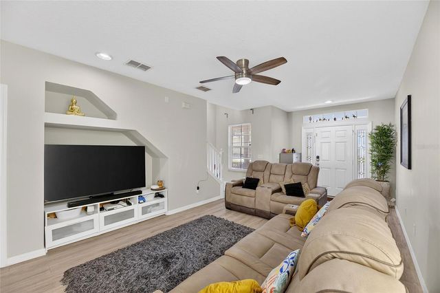 5914 BEACONPARK STREET, Lithia, FL 33547