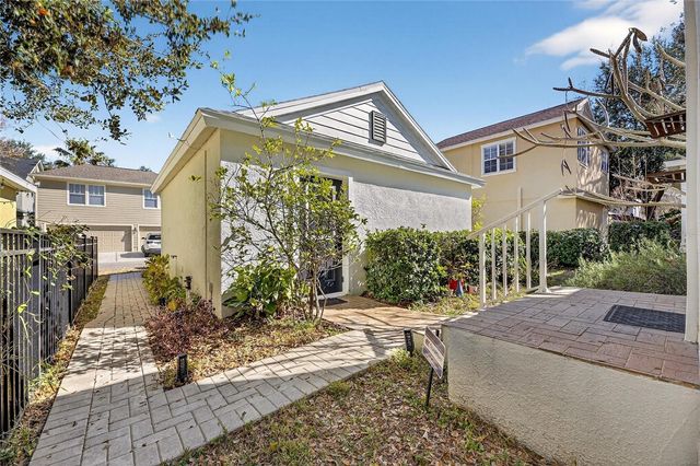 5914 BEACONPARK STREET, Lithia, FL 33547