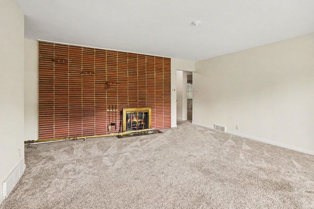527 E Farneman Avenue, South Bend, IN 46614