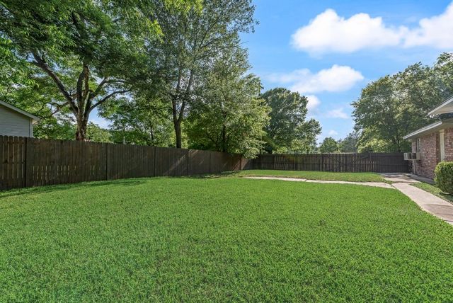 305 W 2nd North Street, Kaufman, TX 75142