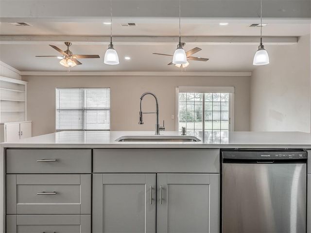 1716 Erin Place, Oklahoma City, OK 73120