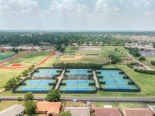 1716 Erin Place, Oklahoma City, OK 73120