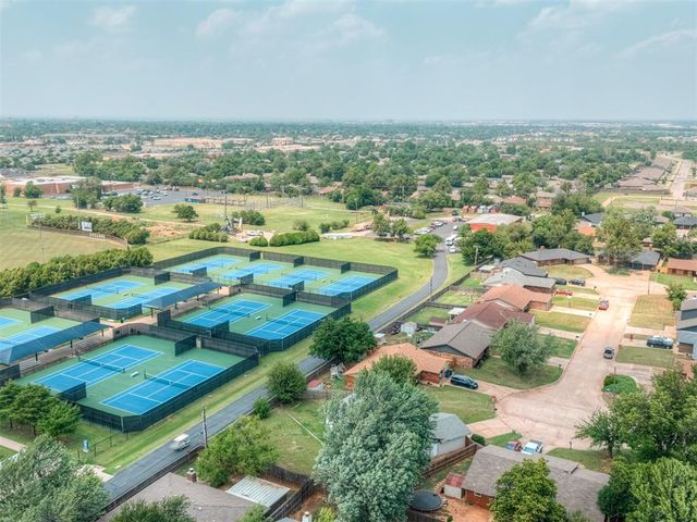1716 Erin Place, Oklahoma City, OK 73120