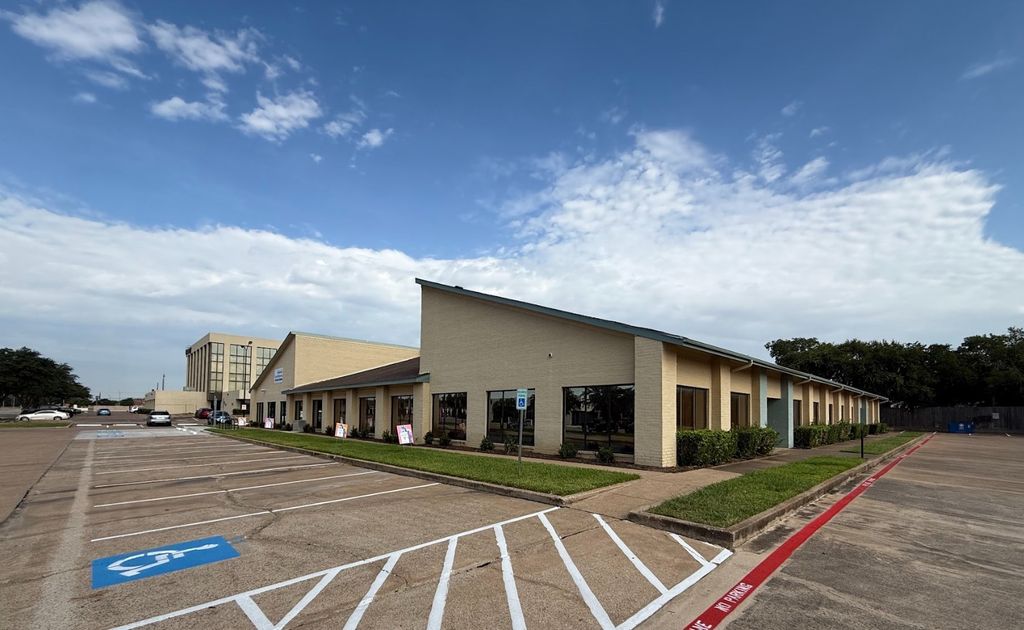 6825 Manhattan Boulevard private office, Fort Worth, TX 76120