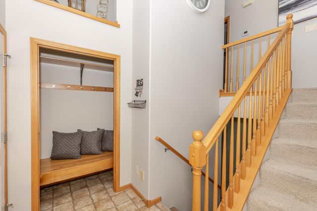 802 18th Avenue W, West Fargo, ND 58078