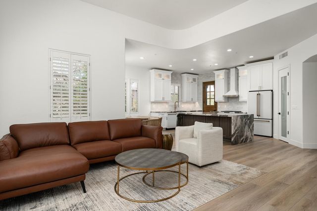 8905 E Mountain Spring Road 37, Scottsdale, AZ 85255