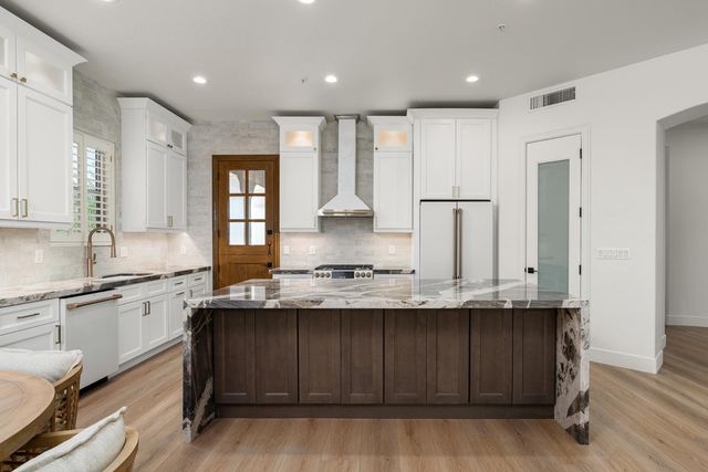 8905 E Mountain Spring Road 37, Scottsdale, AZ 85255