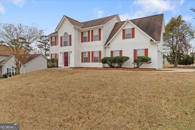 300 Carriage Lake Lane, Stockbridge, GA 30281