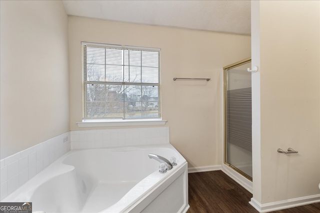 300 Carriage Lake Lane, Stockbridge, GA 30281