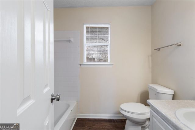 300 Carriage Lake Lane, Stockbridge, GA 30281