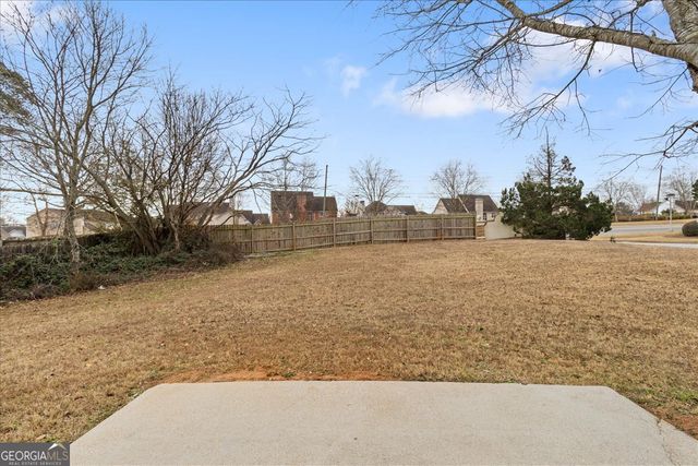 300 Carriage Lake Lane, Stockbridge, GA 30281