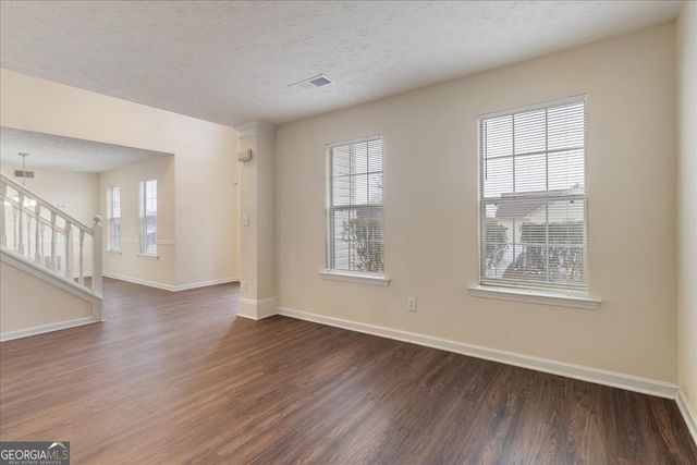 300 Carriage Lake Lane, Stockbridge, GA 30281