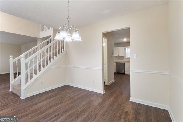 300 Carriage Lake Lane, Stockbridge, GA 30281