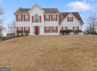 300 Carriage Lake Lane, Stockbridge, GA 30281